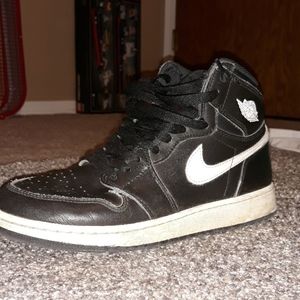 Jordan 1 "Yin Yang"(Blackout)